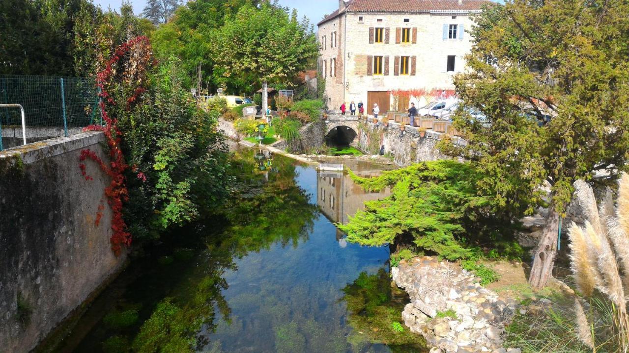 Maison Sur Le Lot Saint-Vincent-Rive-d'Olt Экстерьер фото